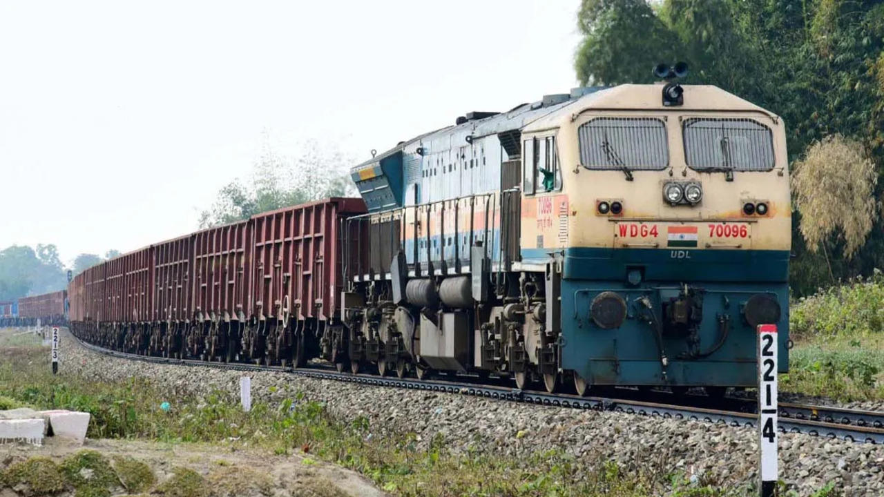 427456 goods train indian railways
