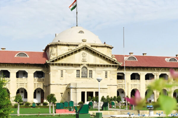 'Continuous Service' A Requirement For Regularization, Only Exceptions Are Artificial Breaks Or Prevention By Employer: Allahabad High Court