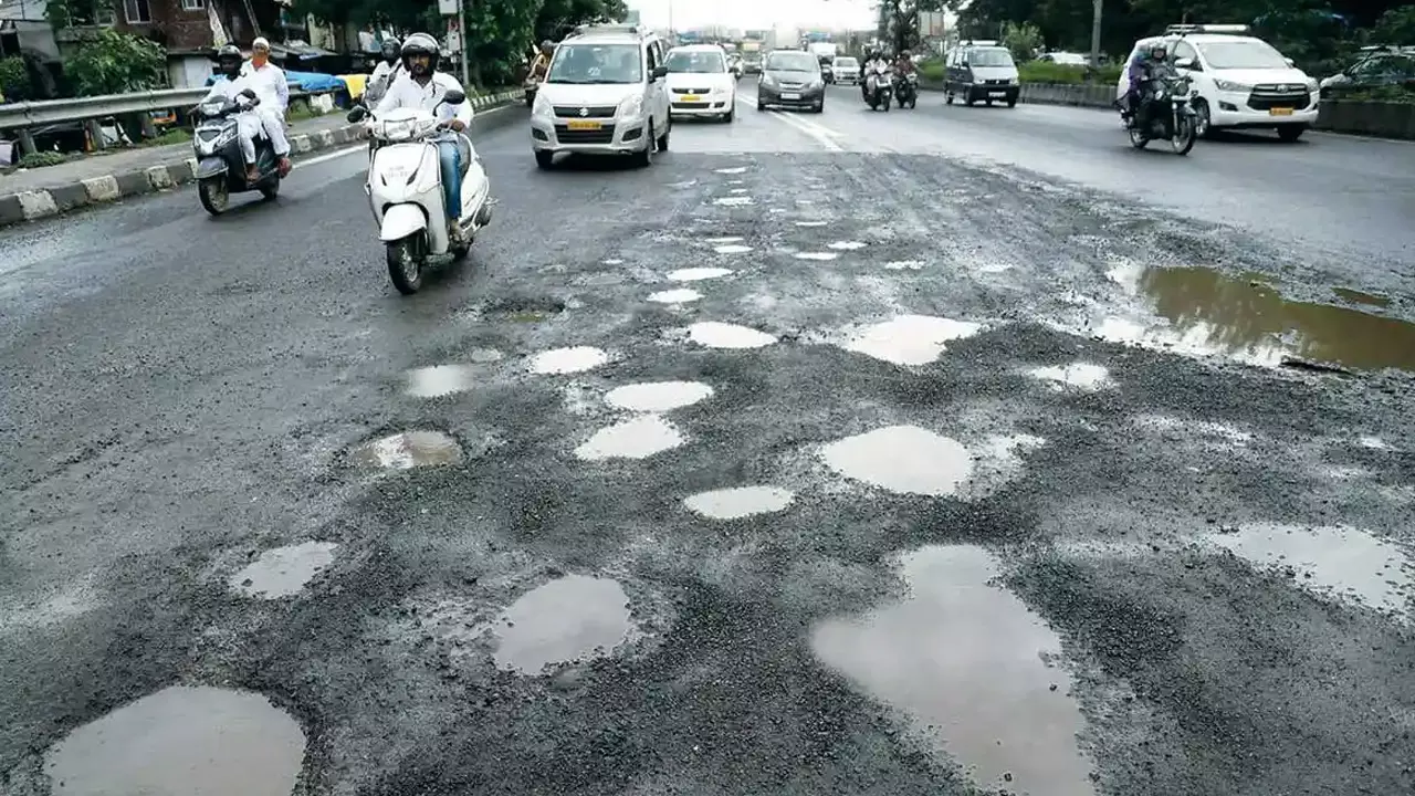 552469 potholes.webp