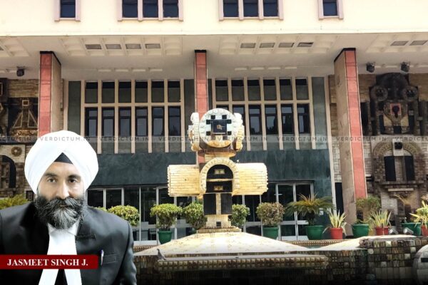 Arbitration Agreement Valid Between Parties If It’s Contained In Exchange Of Email & WhatsApp: Delhi High Court