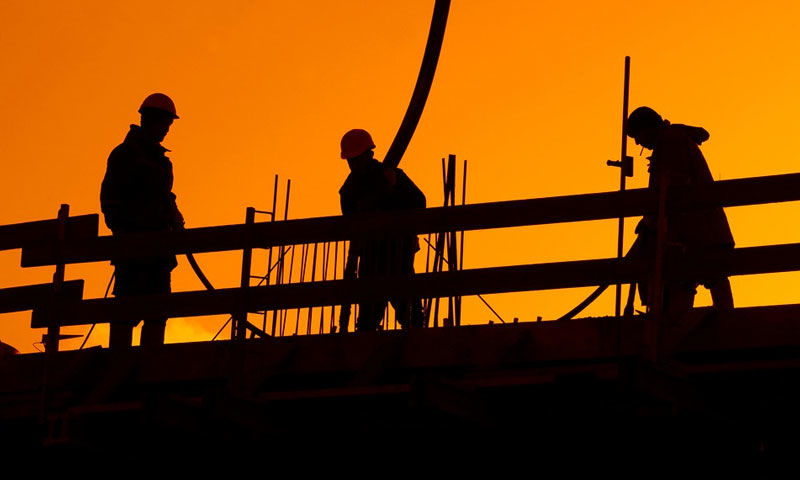 Developer Can't Be Blamed For Delay When Plea Seeking Permission For Construction Kept Pending By Development Authority: Allahabad High Court