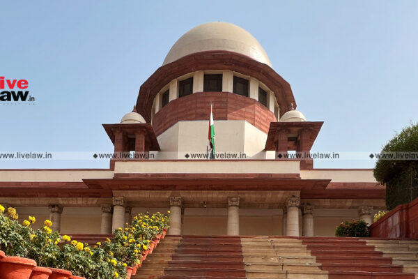 Prosecutor Working On Contractual Basis Cannot Claim Regularisation : Supreme Court Prosecutor Working On Contractual Basis Cannot Claim Regularisation : Supreme Court