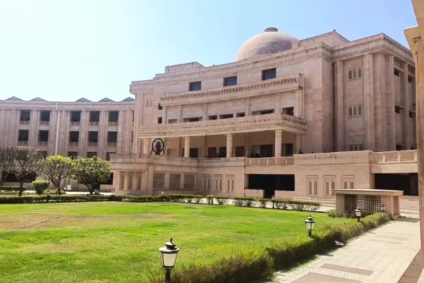 Allahabad HC Rejects PMLA Accused Plea To Transfer Case Over Alleged ₹1 Crore Bribe Demand By Judge