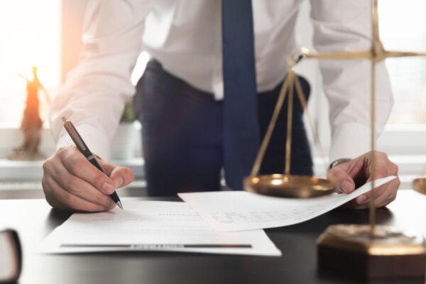 GETTING DIVORCED