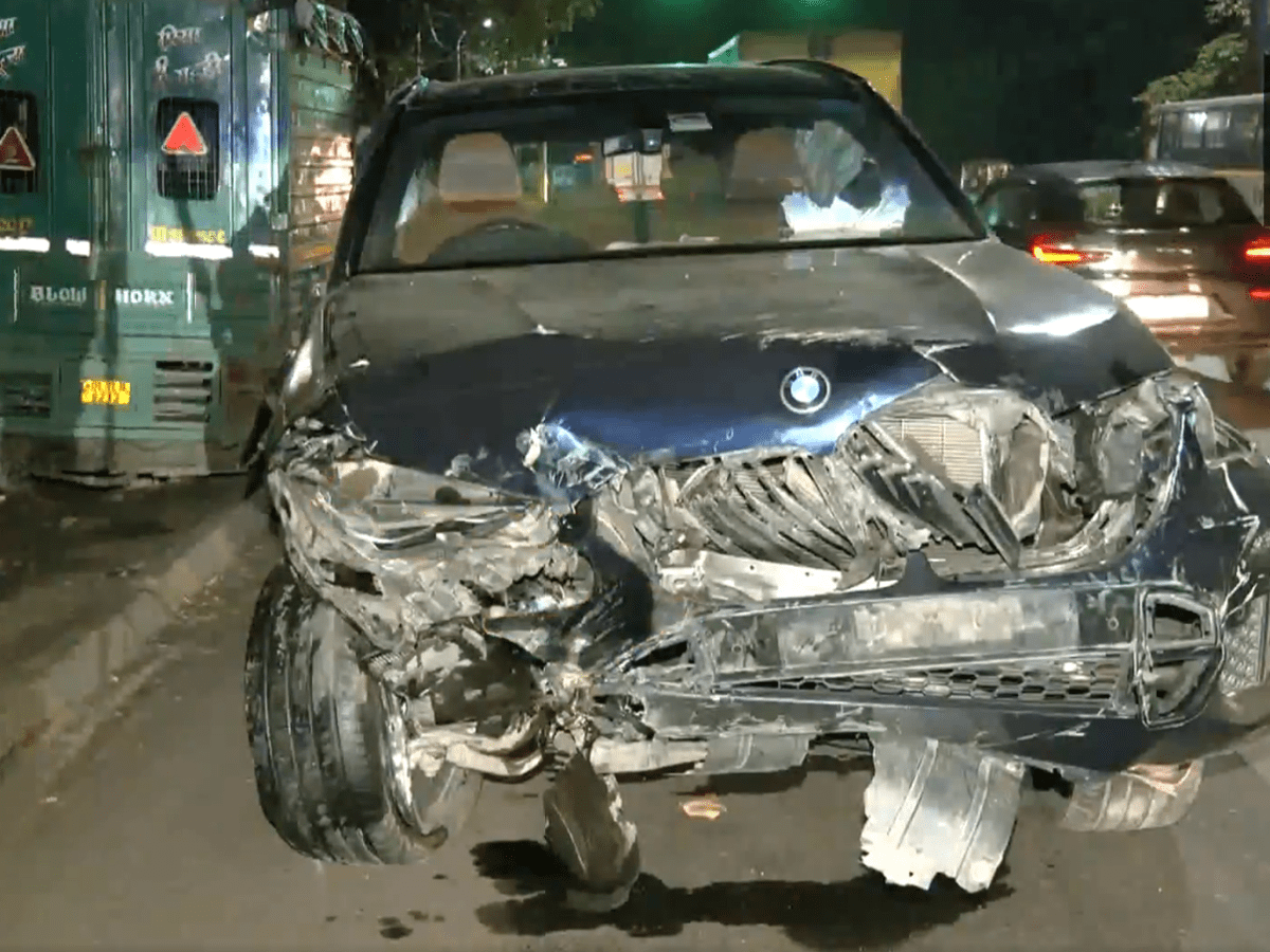 Road collision: BMW rams motorcycle near Delhi Cantt; finance ministry official dead, wife injured|India News - The Times of India 1 Road crash: BMW rams motorcycle near Delhi Cantt; finance ministry official dead, wife injured | India News - The Times of India